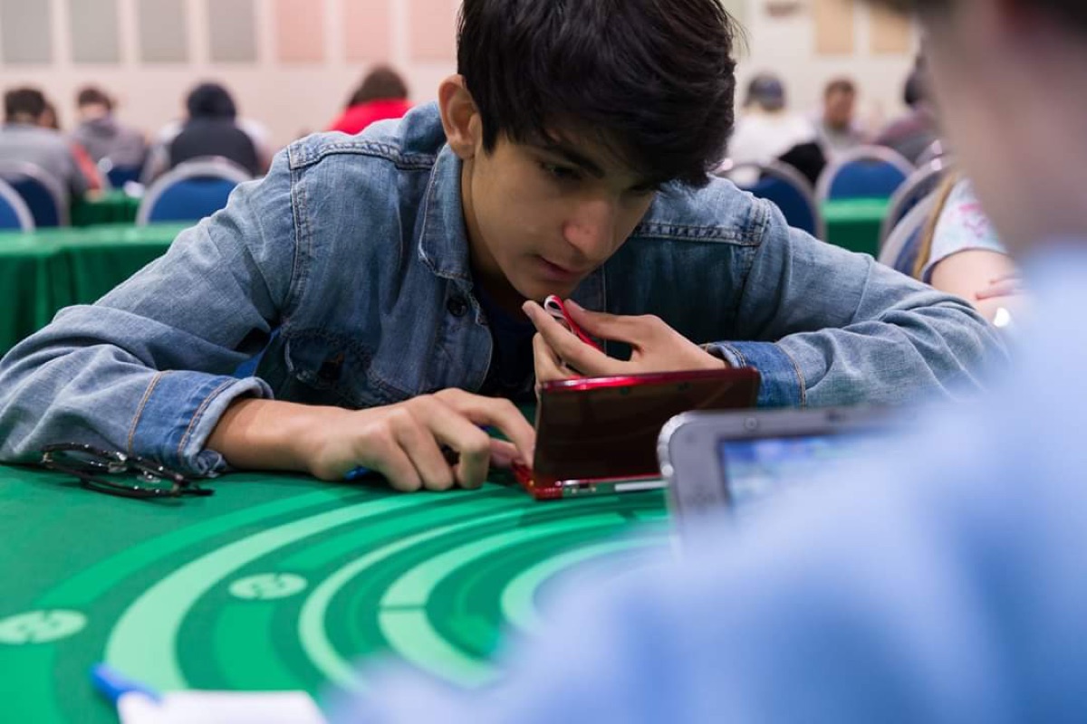 Zain, age 12, playing Pokémon VGC at a tournament
